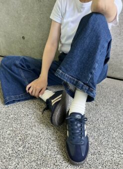 Vegan leather 純素皮革   VINNE  蘋果皮系列   深藍/米白  女生款